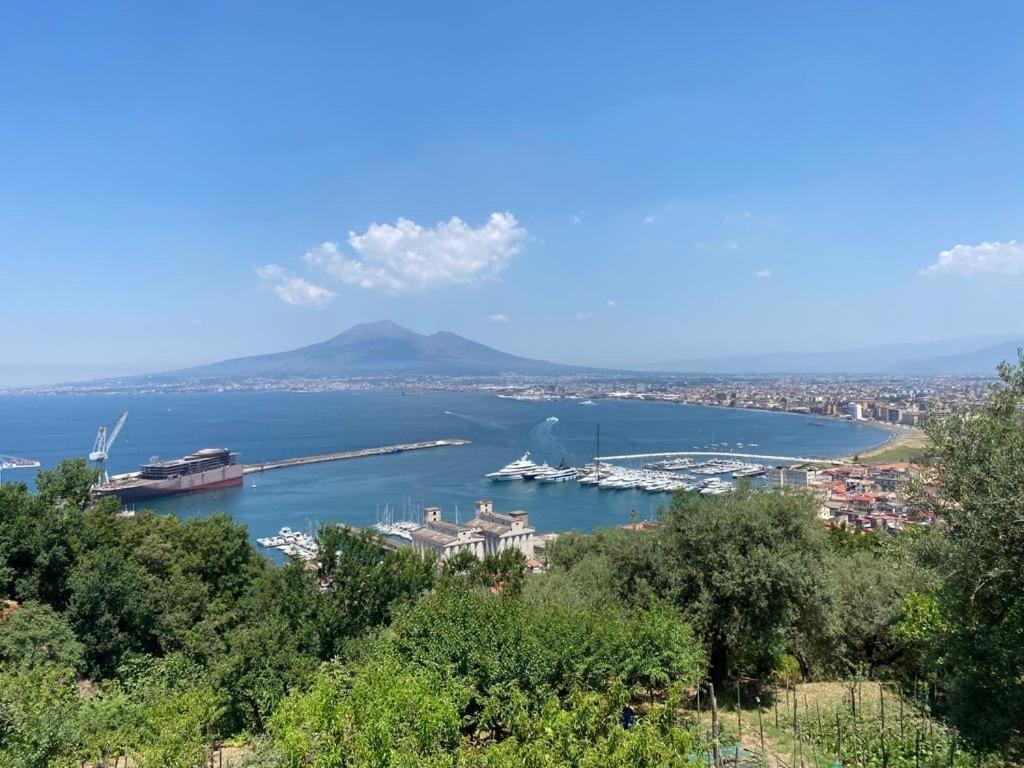 Ferienwohnung "Le Vue" Castellammare di Stabia Exterior foto